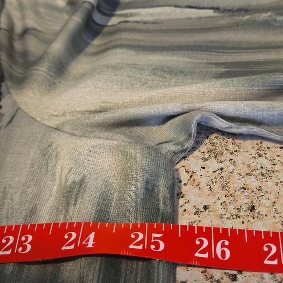 One World Abstract Design Grey & White Long Sleeve Top size 3X - Picture 11 of 14